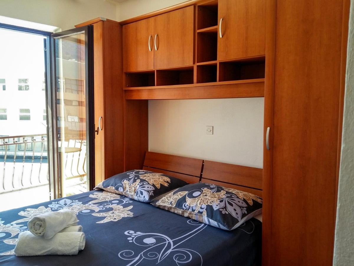 מאקרסקה Apartmani Jovic מראה חיצוני תמונה